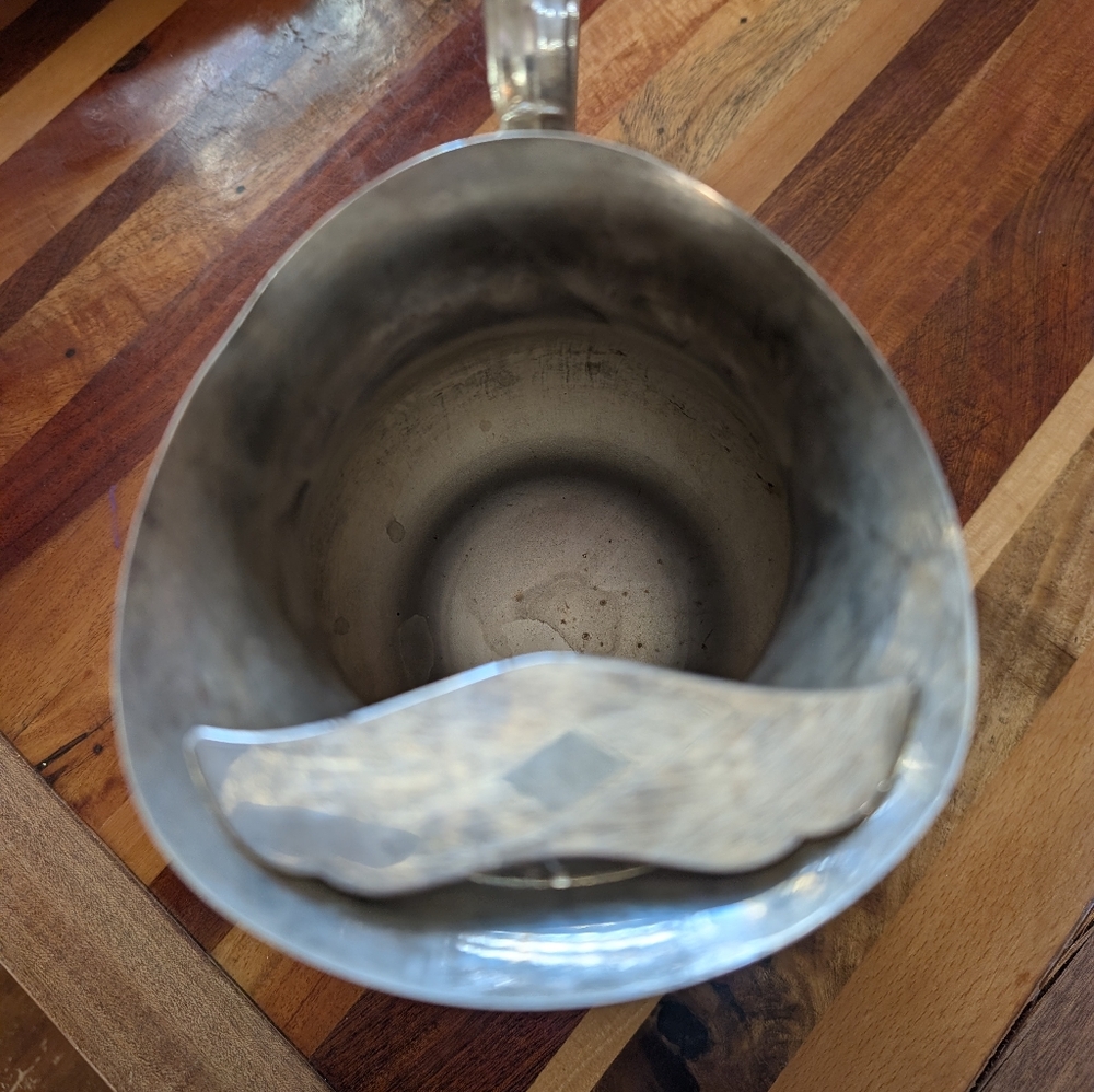 W.M. ROGERS silver Plated Pitcher - Picture 4 of 5